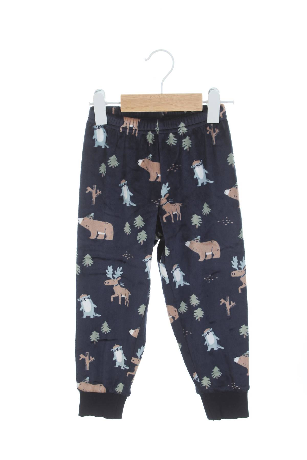 Детска пижама C&A1