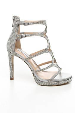 Сандали Steve Madden1 - Contour.bg Сандали Steve Madden1