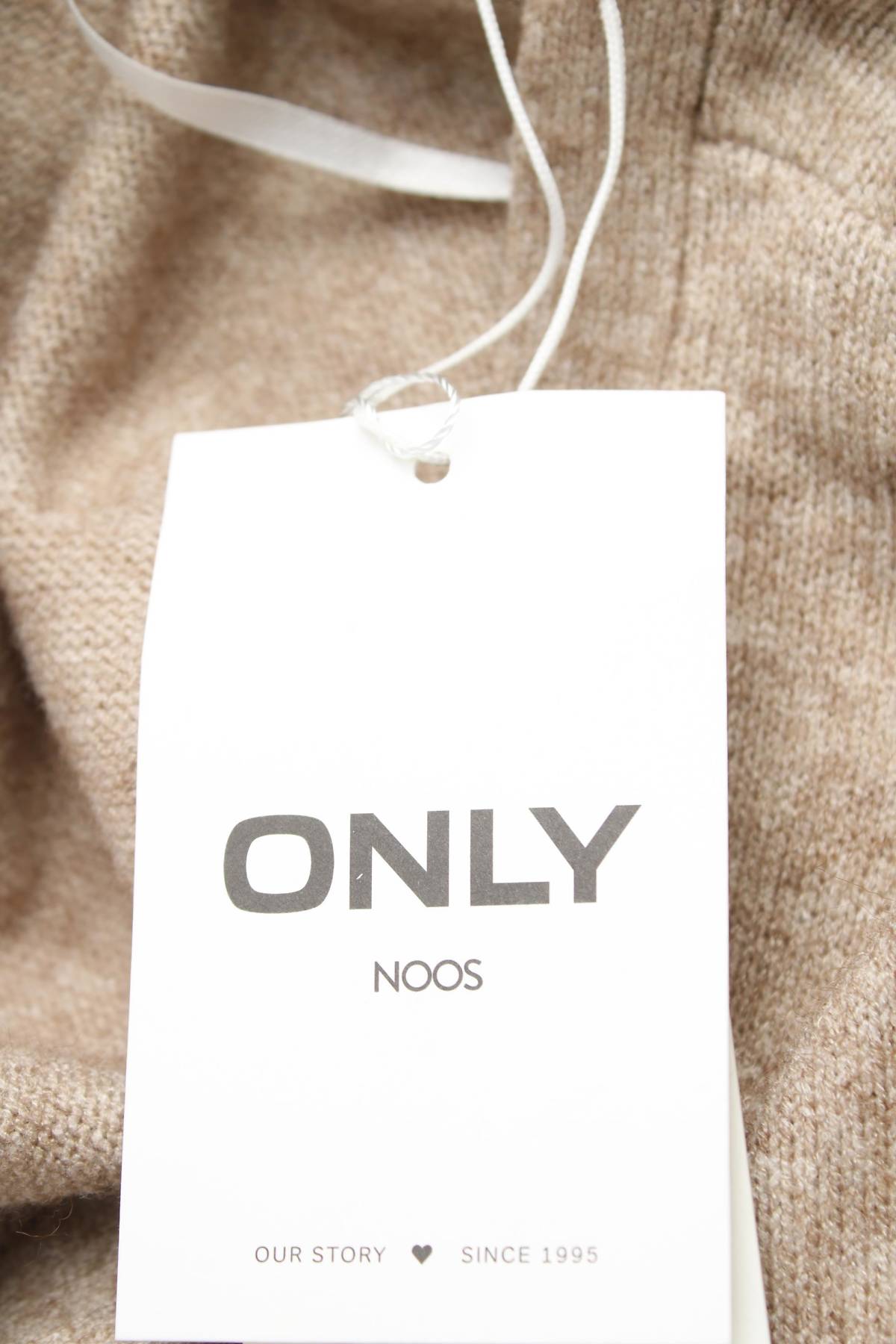 Дамска жилетка Only3 - Contour.bg Дамска жилетка Only3