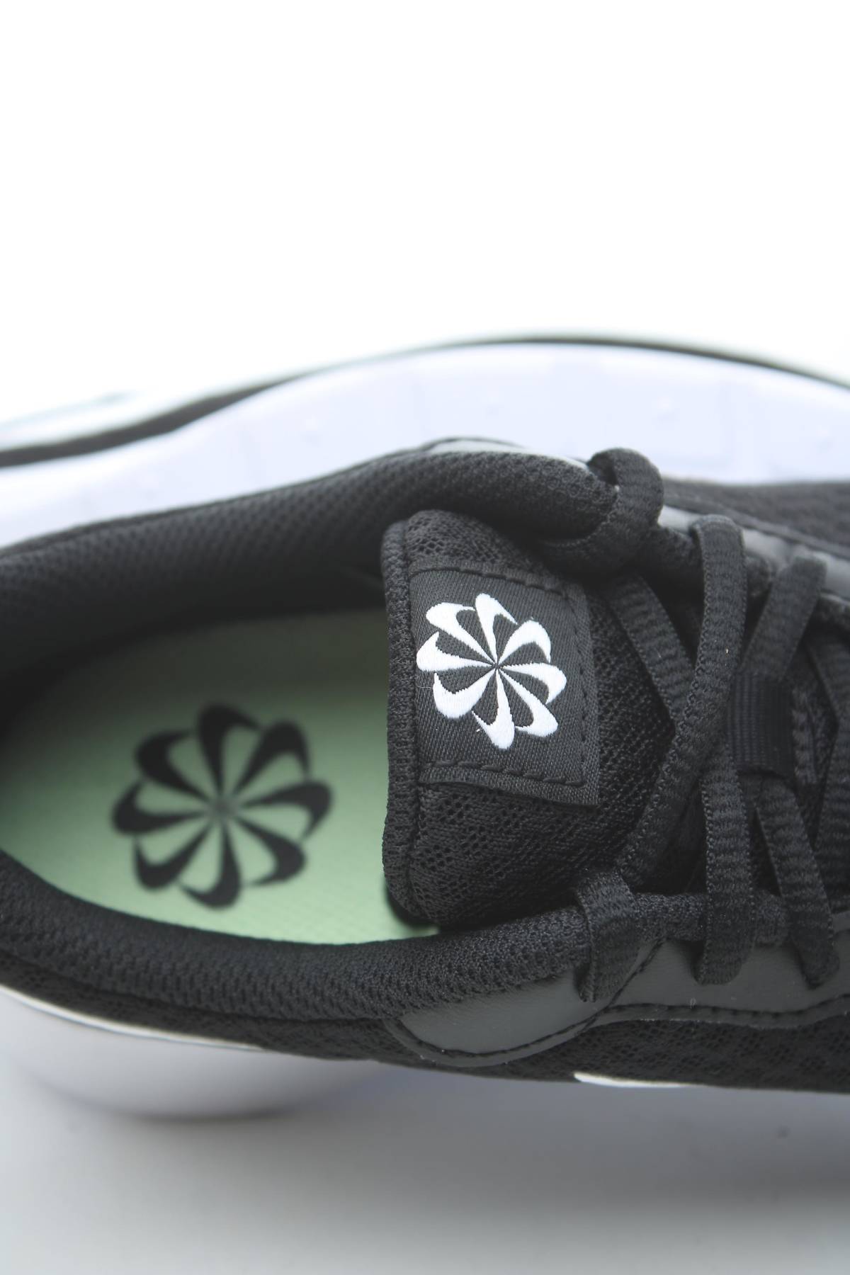 Маратонки Nike5