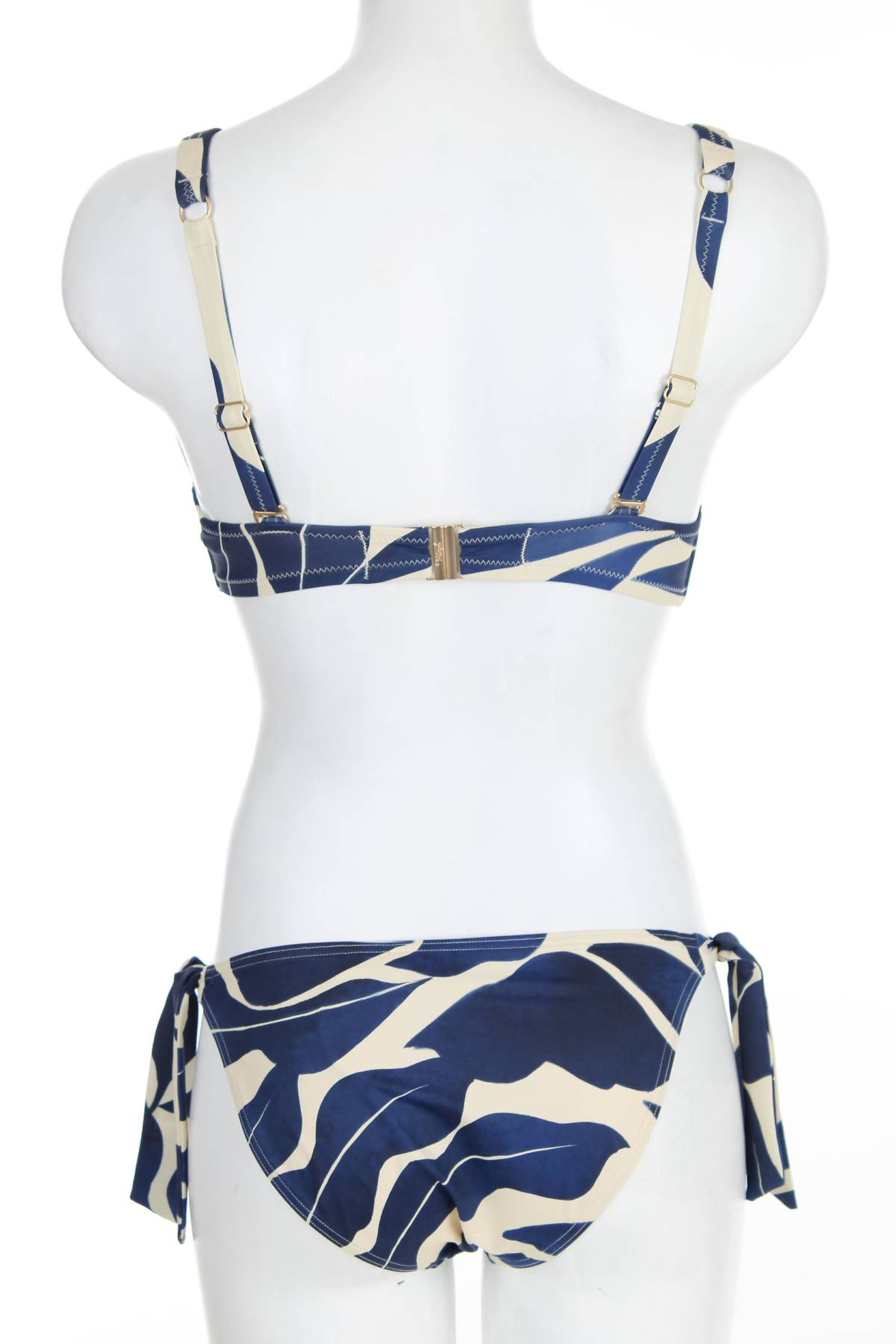 Бански костюм Triumph2