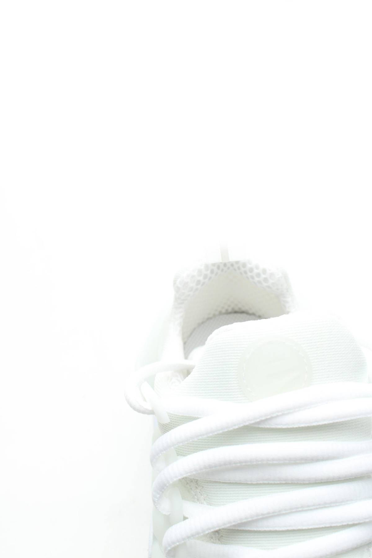 Маратонки Nike5