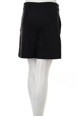 Дамски къс панталон Selected Femme2 - Contour.bg Дамски къс панталон Selected Femme2