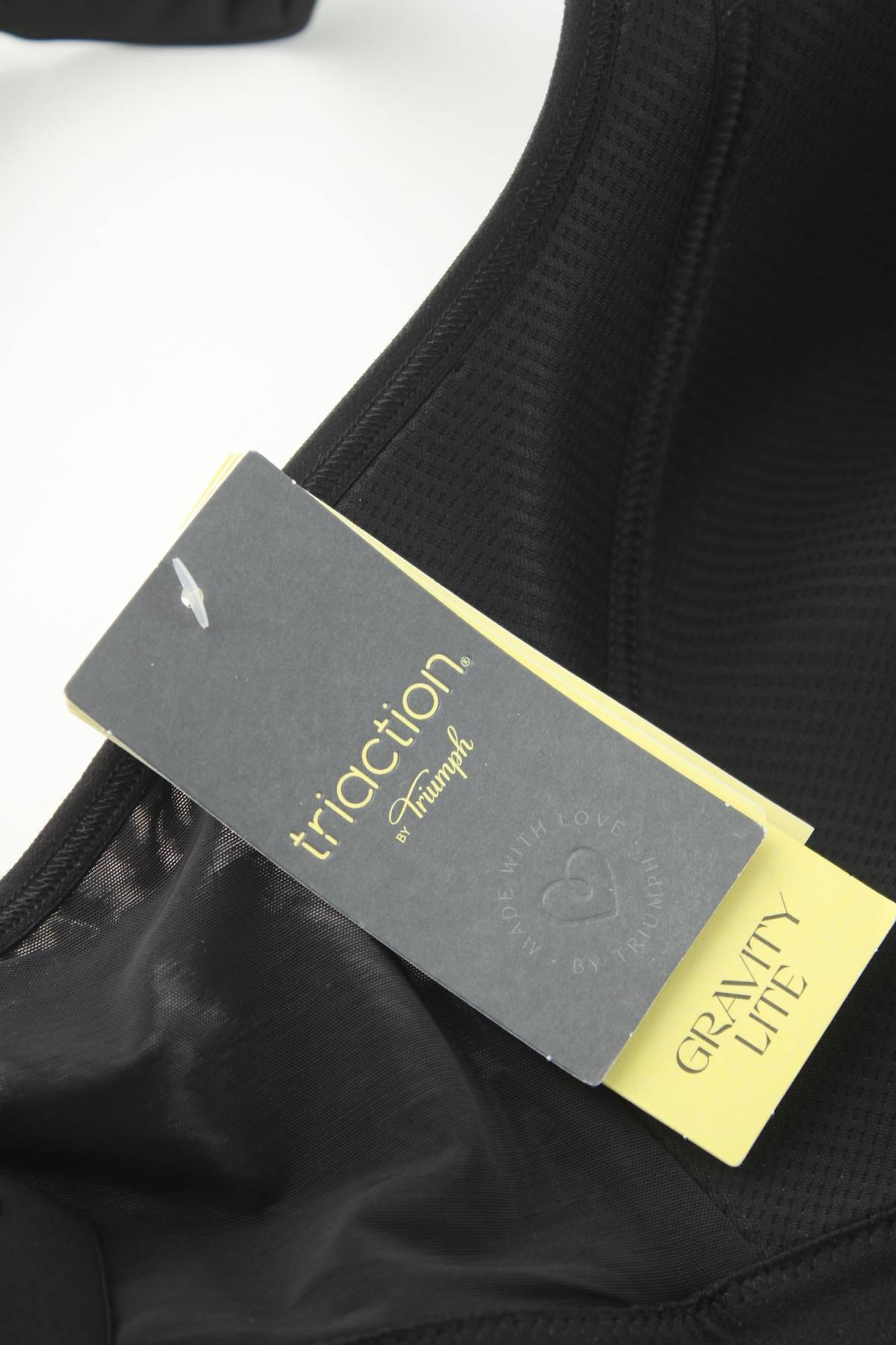 Спортен сутиен Triumph Triaction3