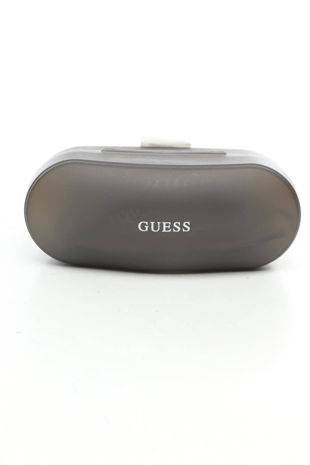 Слънчеви очила Guess4