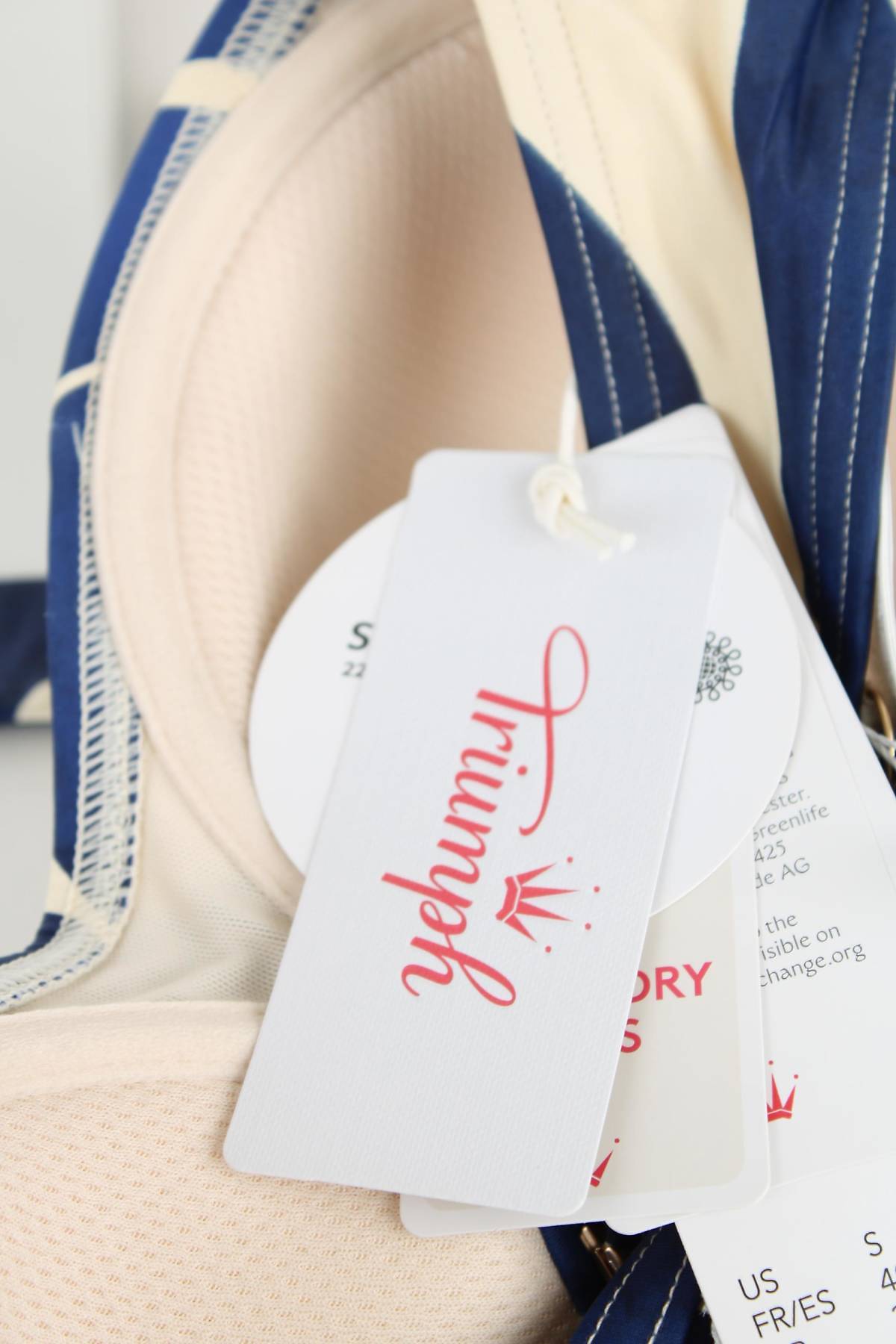 Бански костюм Triumph3