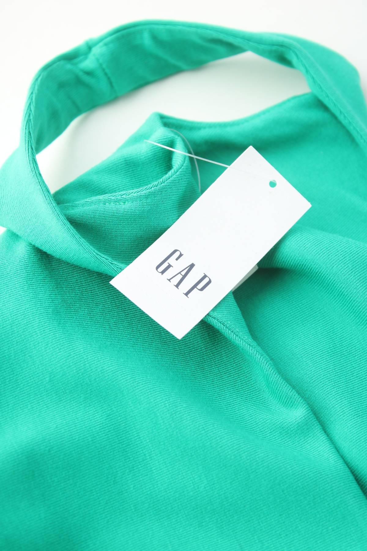 Γυναικείο αμάνικο Gap3