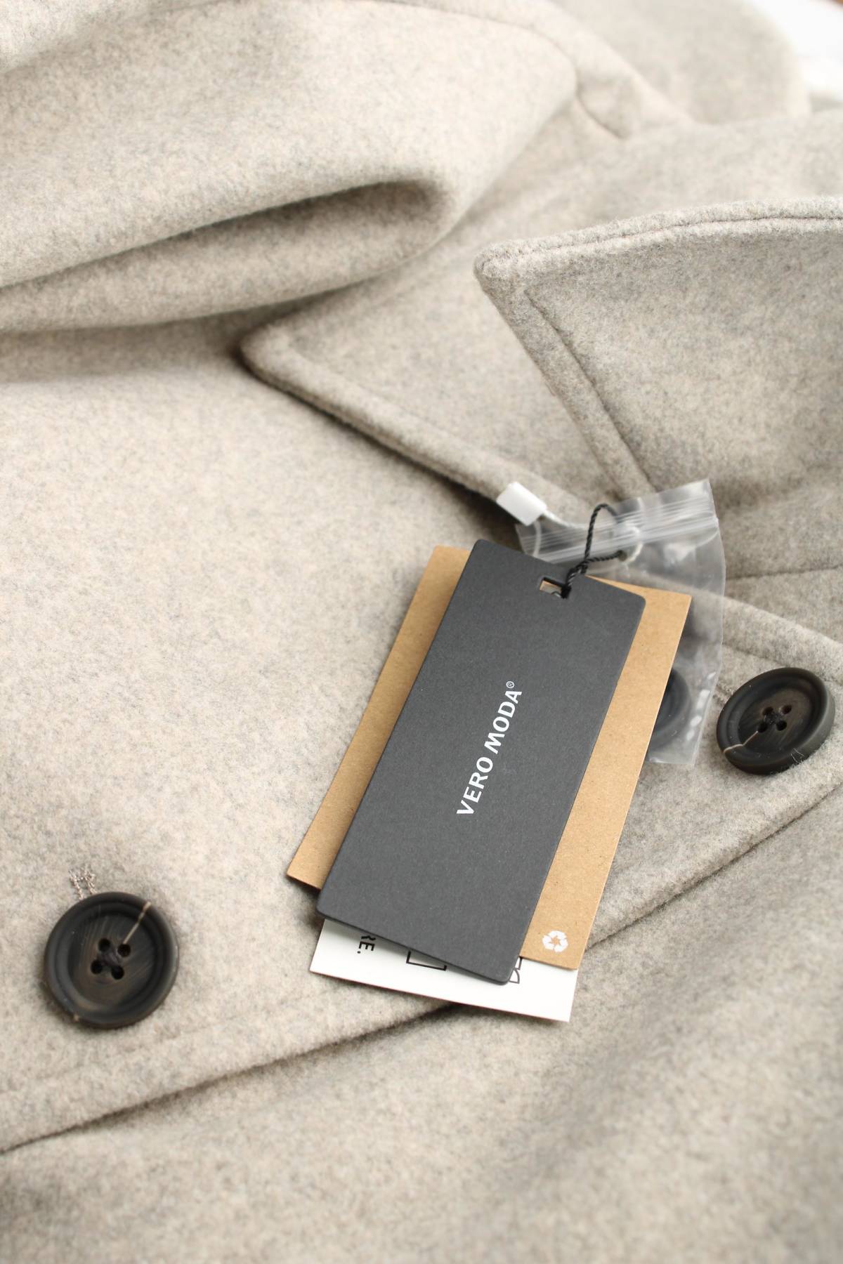 Дамско палто Vero Moda4