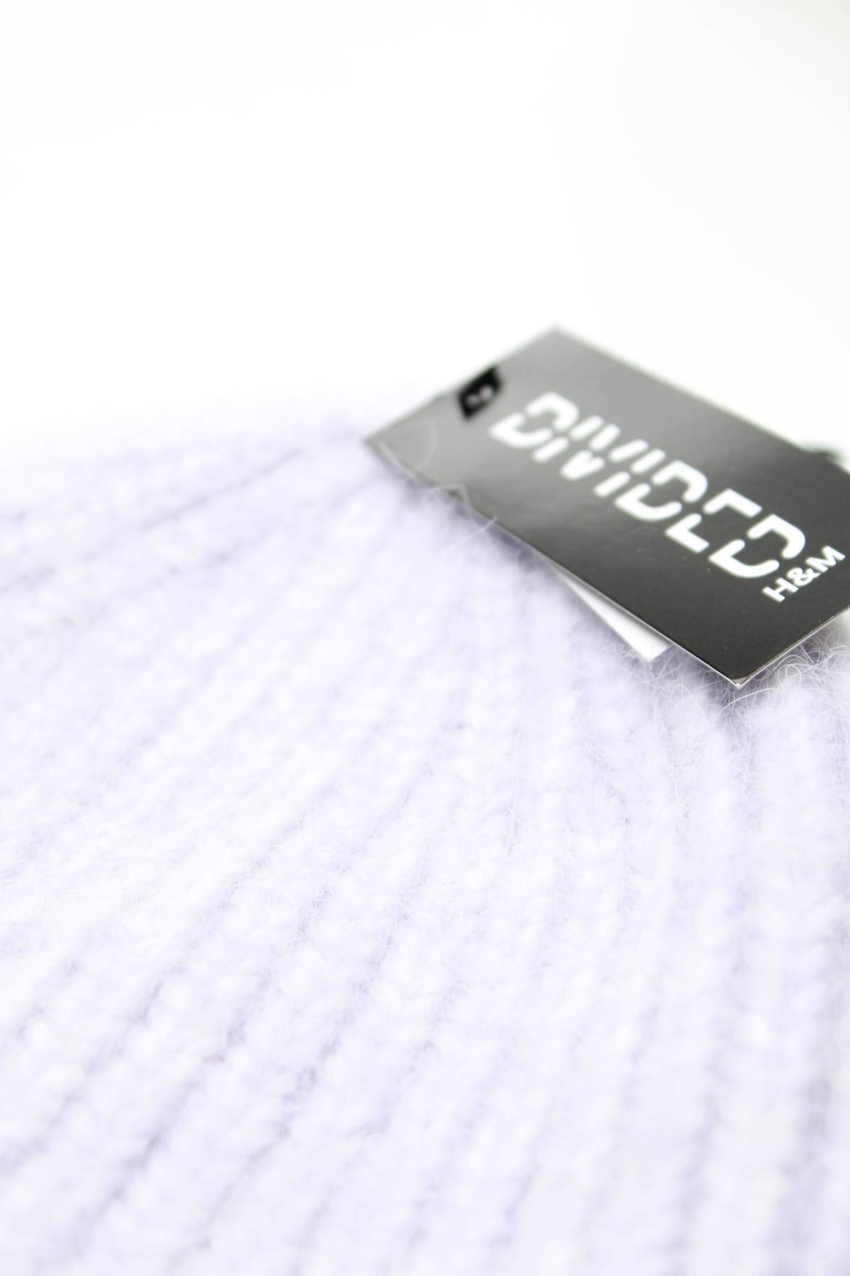 Шапка H&M Divided3 - Contour.bg Шапка H&M Divided3