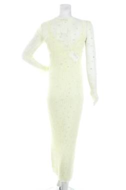 Φορέματα Michelle Keegan2