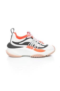 Αθλητικά παπούτσια Steve Madden1 - Contourshop.gr Αθλητικά παπούτσια Steve Madden1