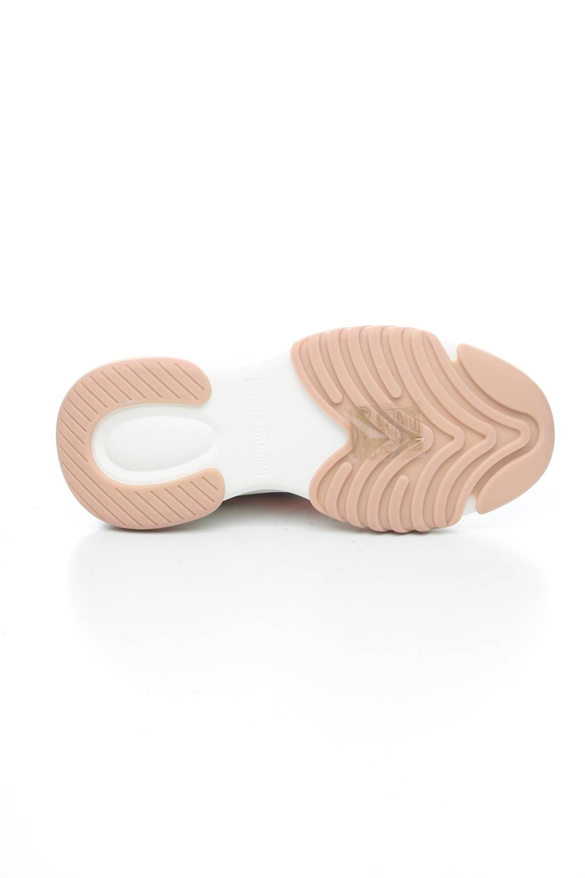 Αθλητικά παπούτσια Steve Madden4 - Contourshop.gr Αθλητικά παπούτσια Steve Madden4