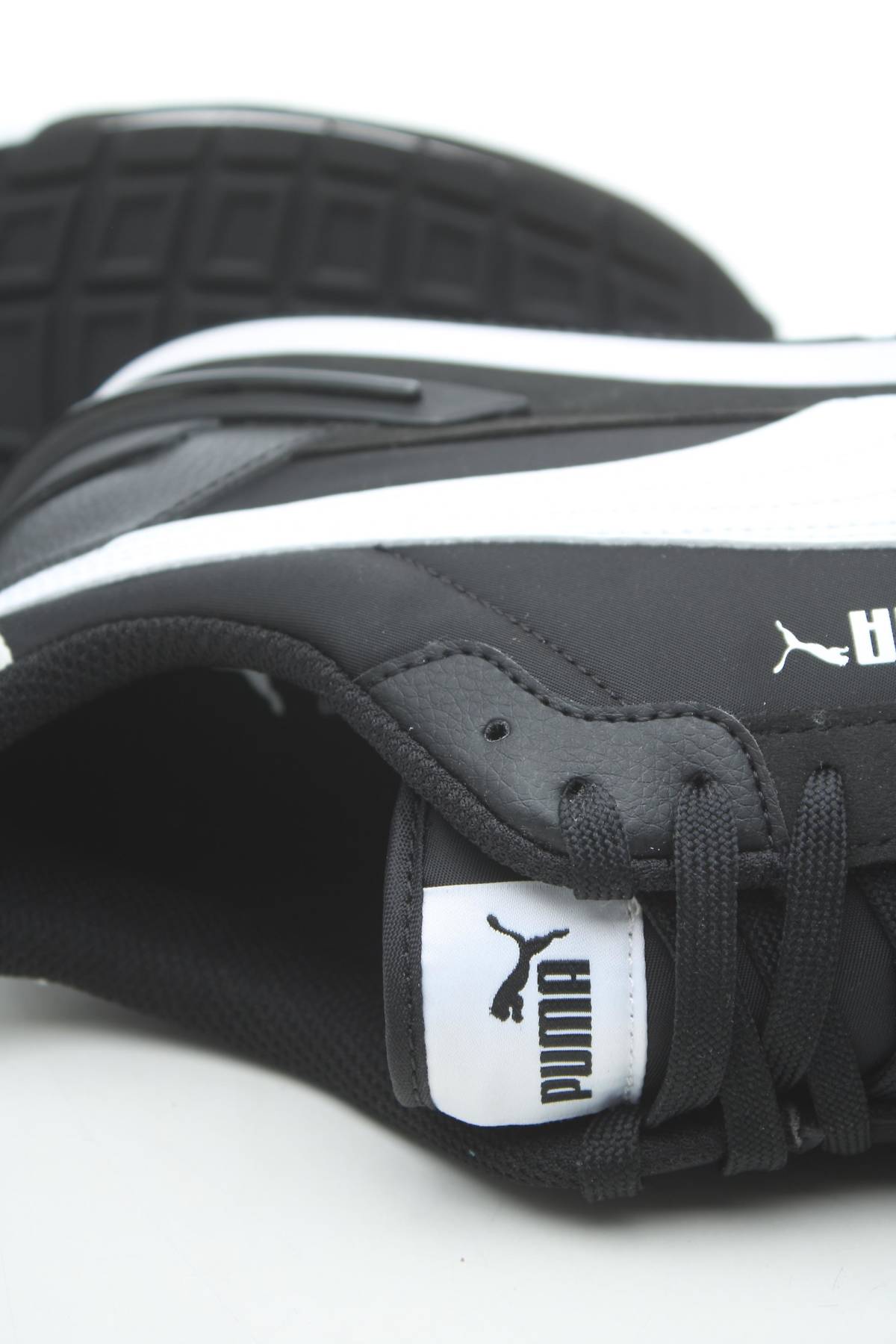 Αθλητικά παπούτσια Puma5