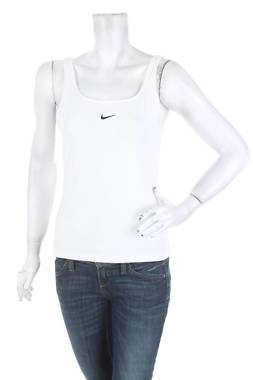 Γυνικείο αθλητικό αμάνικο Nike1