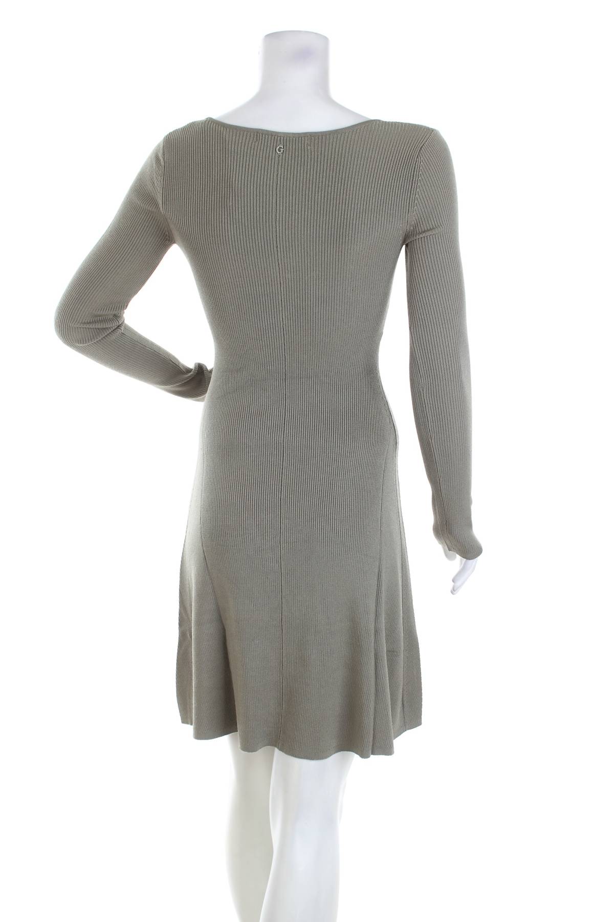 Φορέματα Guess2