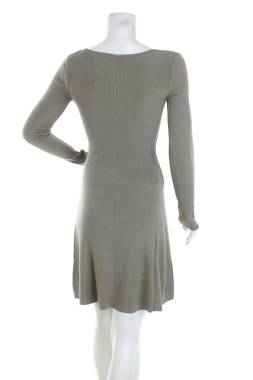 Φορέματα Guess2