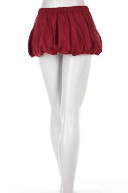 Пола Pretty Little Thing2