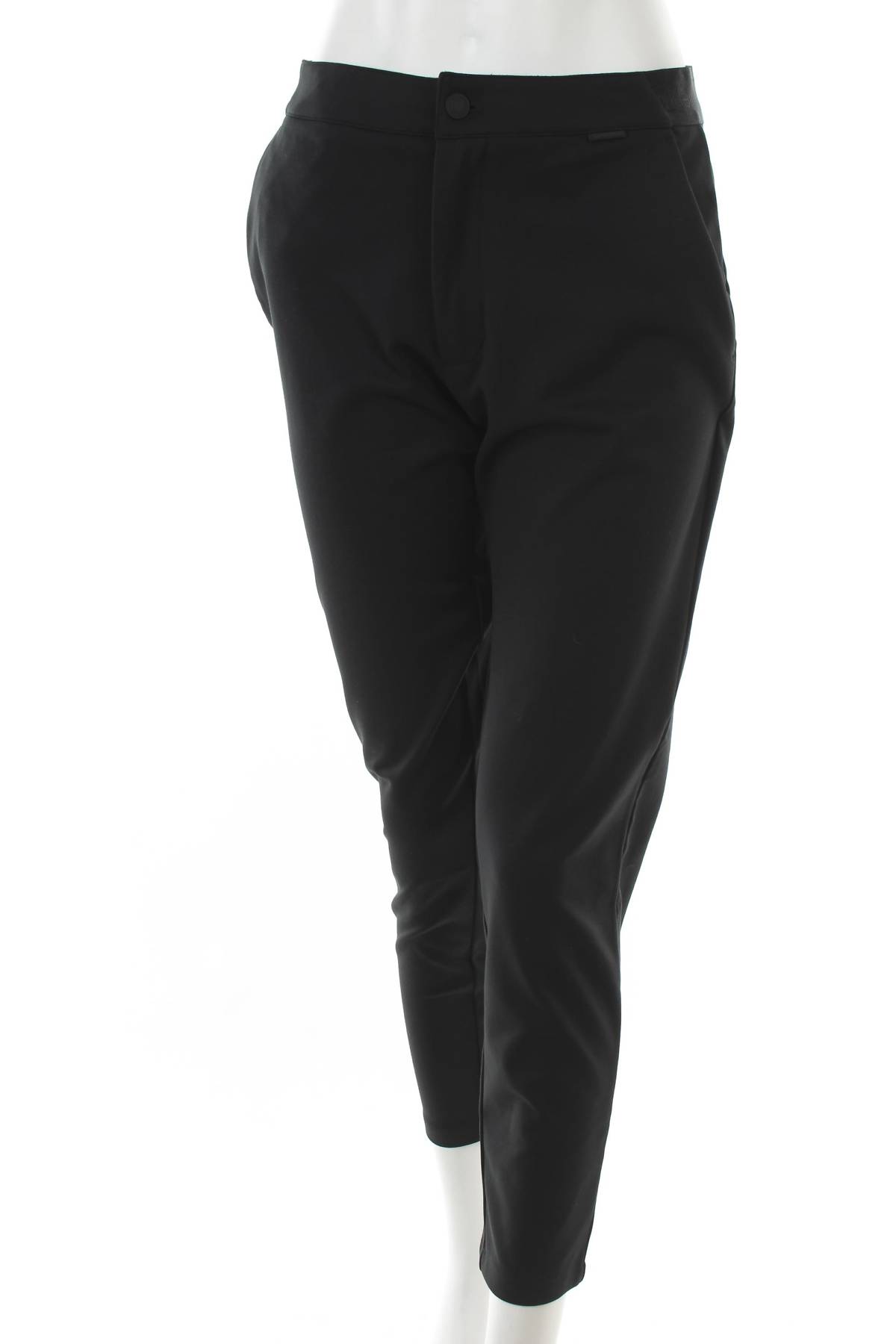 Дамски панталон Calvin Klein1