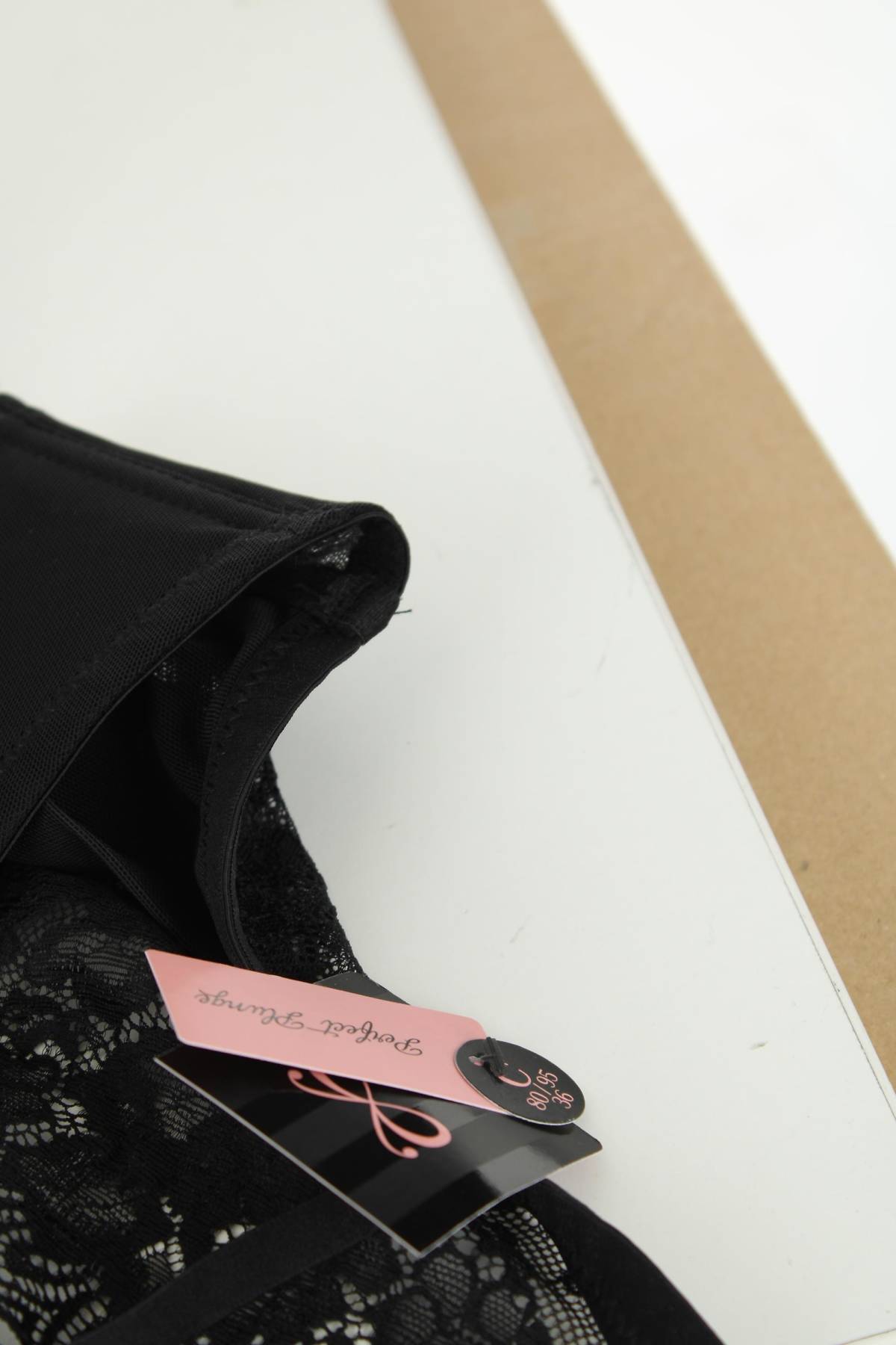 Сутиен Hunkemoller3 - Contour.bg Сутиен Hunkemoller3
