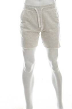 Мъжки къс панталон Hollister1
