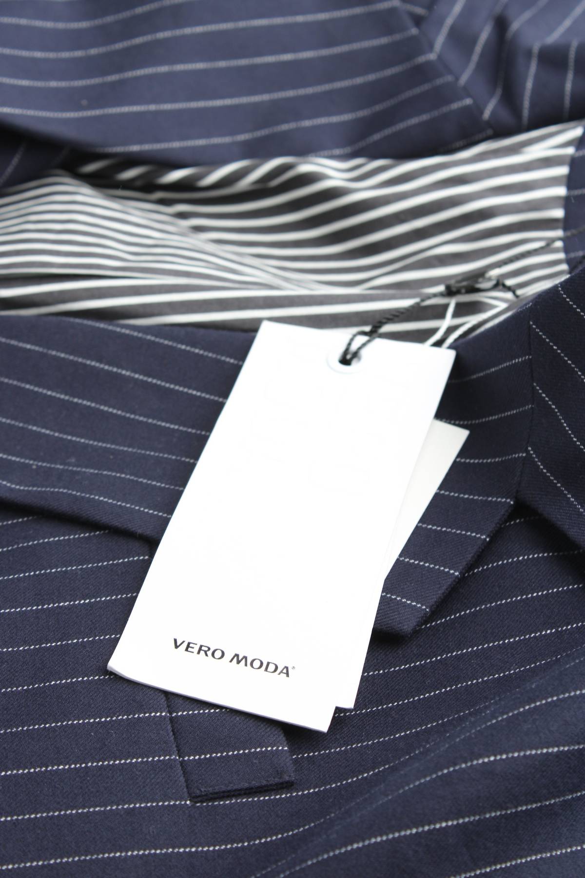 Дамско сако Vero Moda3