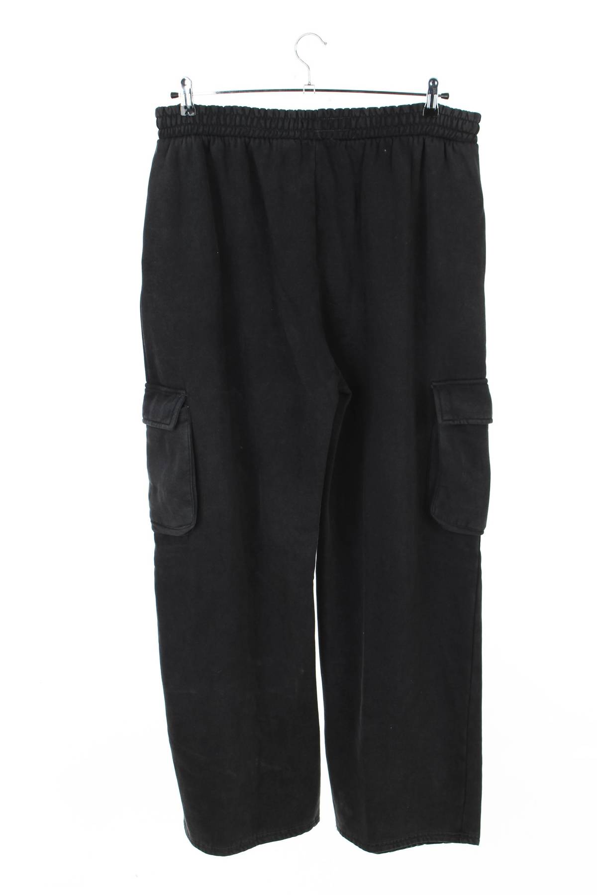 Дамско спортно долнище Pretty Little Thing2