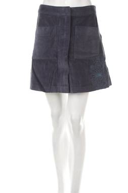 Пола Desigual1 - Contour.bg Пола Desigual1