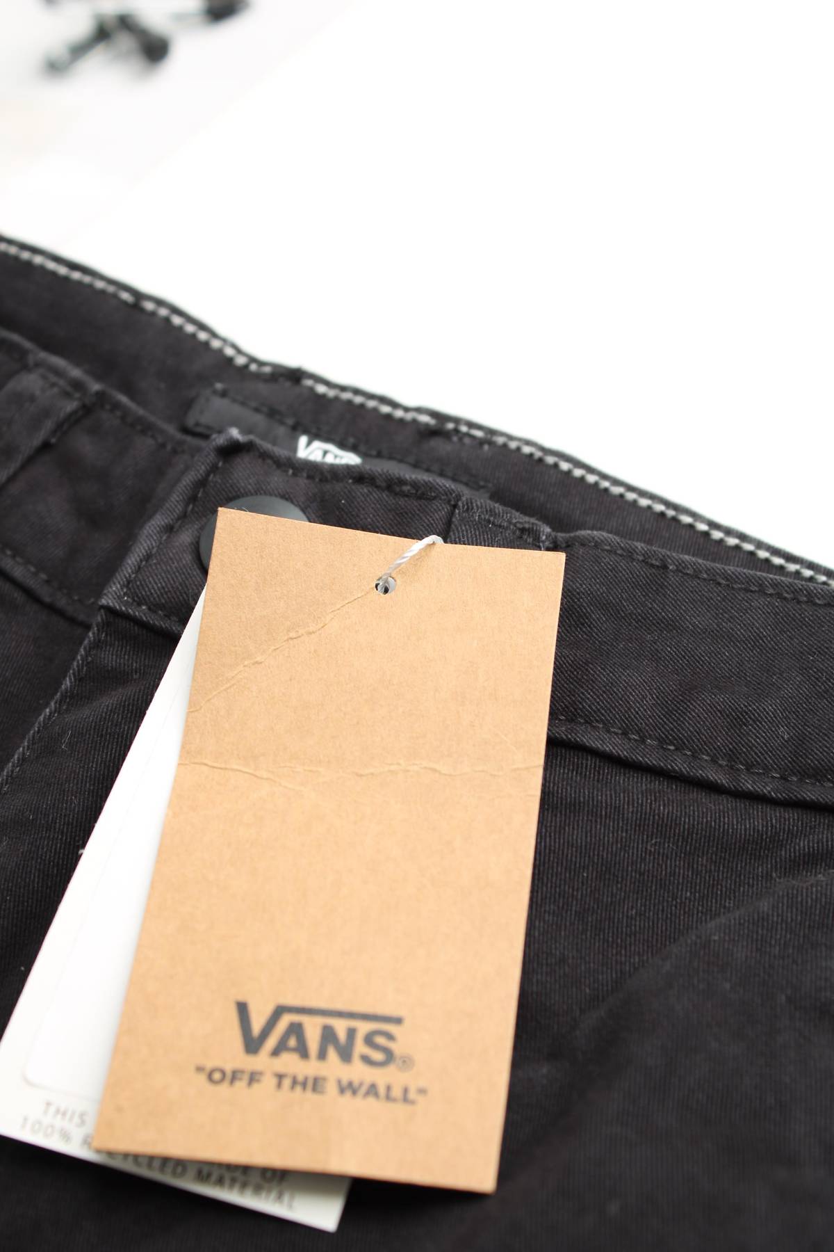 Дамски панталон Vans3