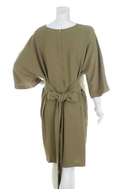 Φορέματα Closet London2