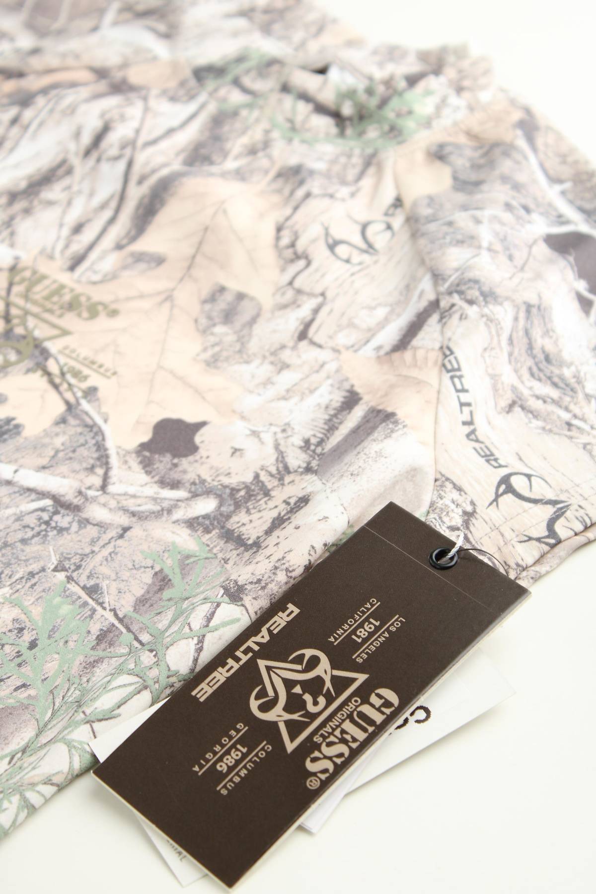 Γυναικείο t-shirt Guess Originals3 - Contourshop.gr Γυναικείο t-shirt Guess Originals3