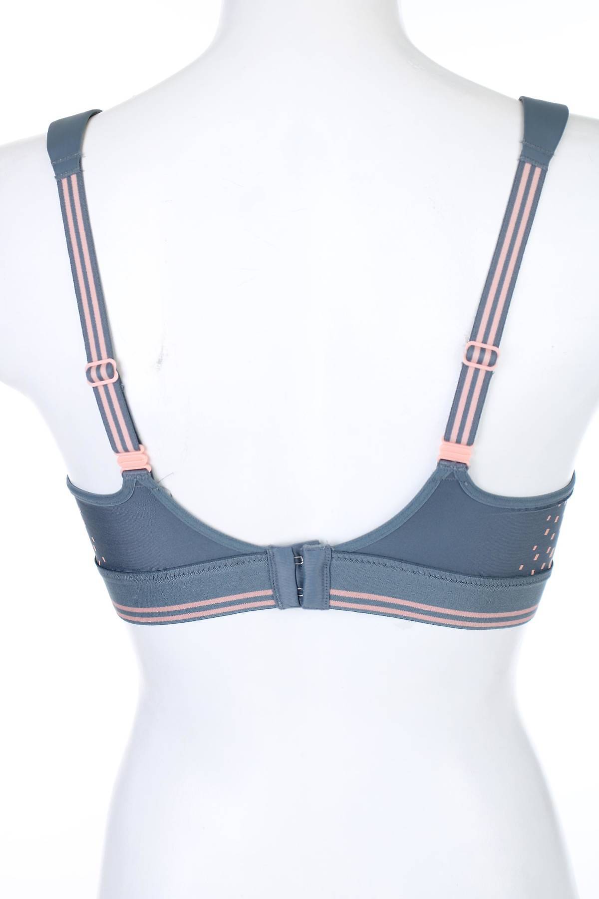 Спортен сутиен Triumph Triaction2 - Contour.bg Спортен сутиен Triumph Triaction2