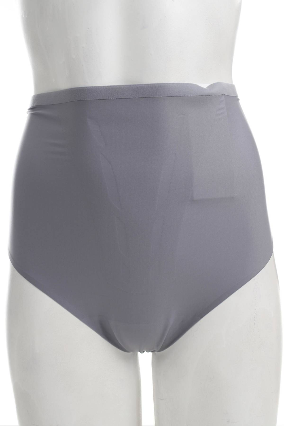 Стягащо бельо Triumph1