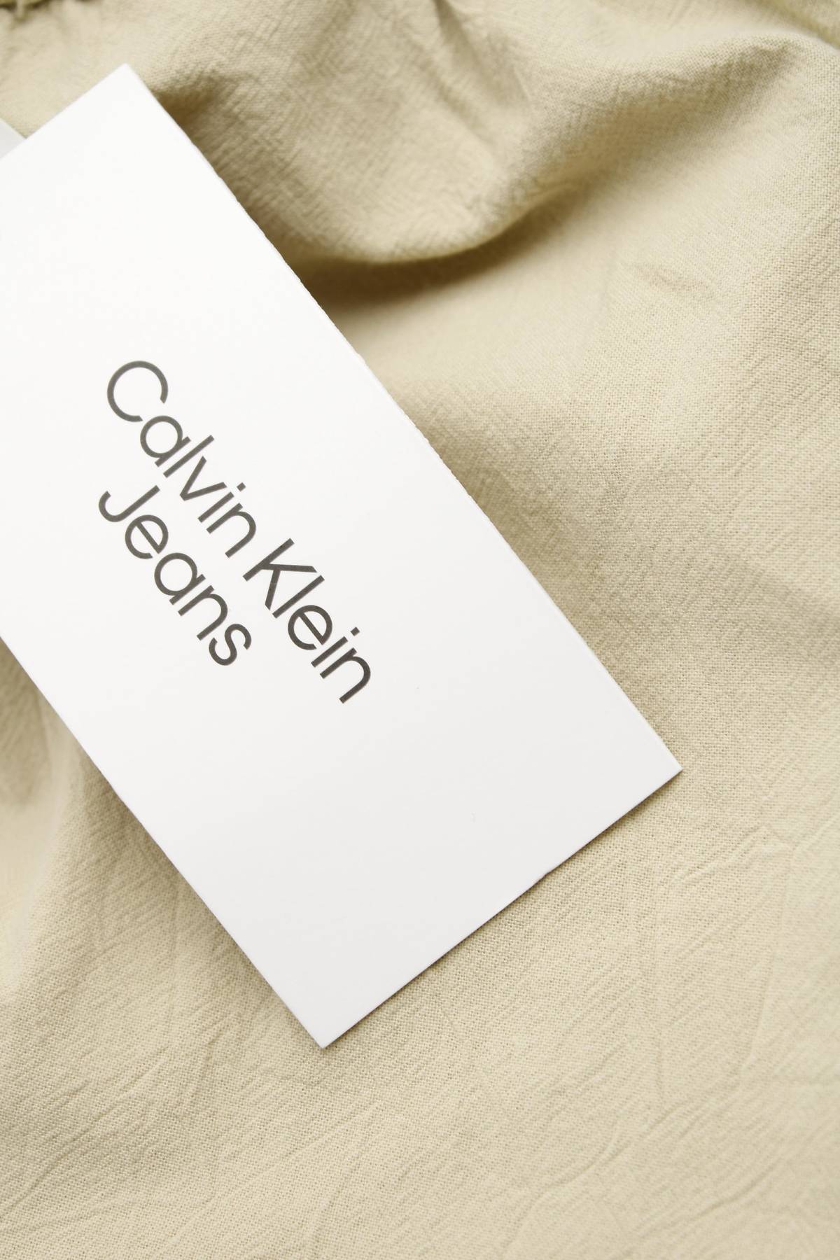 Мъжки къс панталон Calvin Klein Jeans3 - Contour.bg Мъжки къс панталон Calvin Klein Jeans3