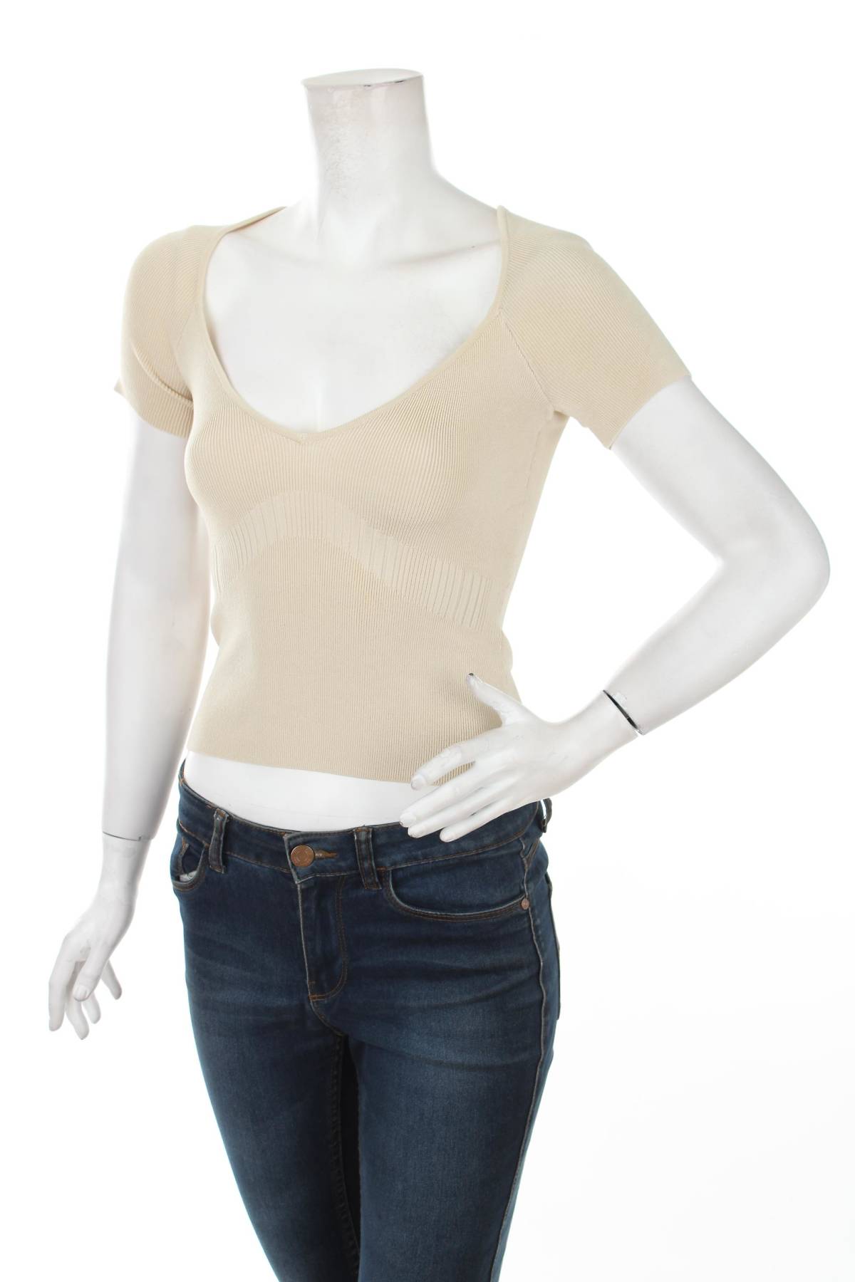 Дамска блуза Guess1 - Contour.bg Дамска блуза Guess1