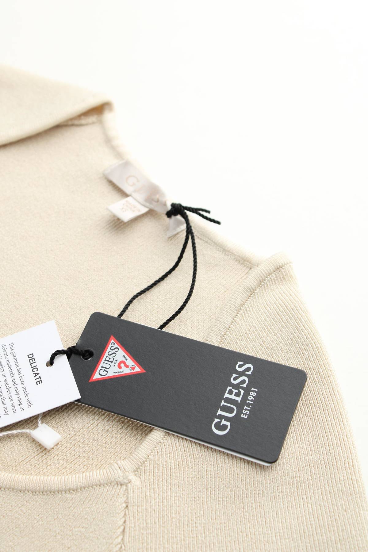 Дамска блуза Guess3 - Contour.bg Дамска блуза Guess3