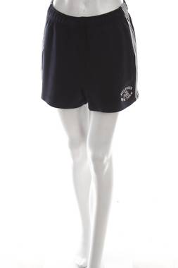 Γυναικείο σορτσάκι Tommy Hilfiger1 - Contourshop.gr Γυναικείο σορτσάκι Tommy Hilfiger1