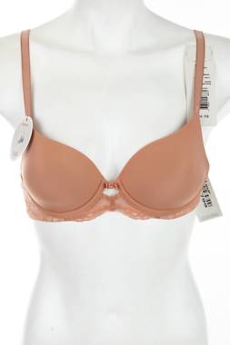 Сутиен Triumph1 - Contour.bg Сутиен Triumph1