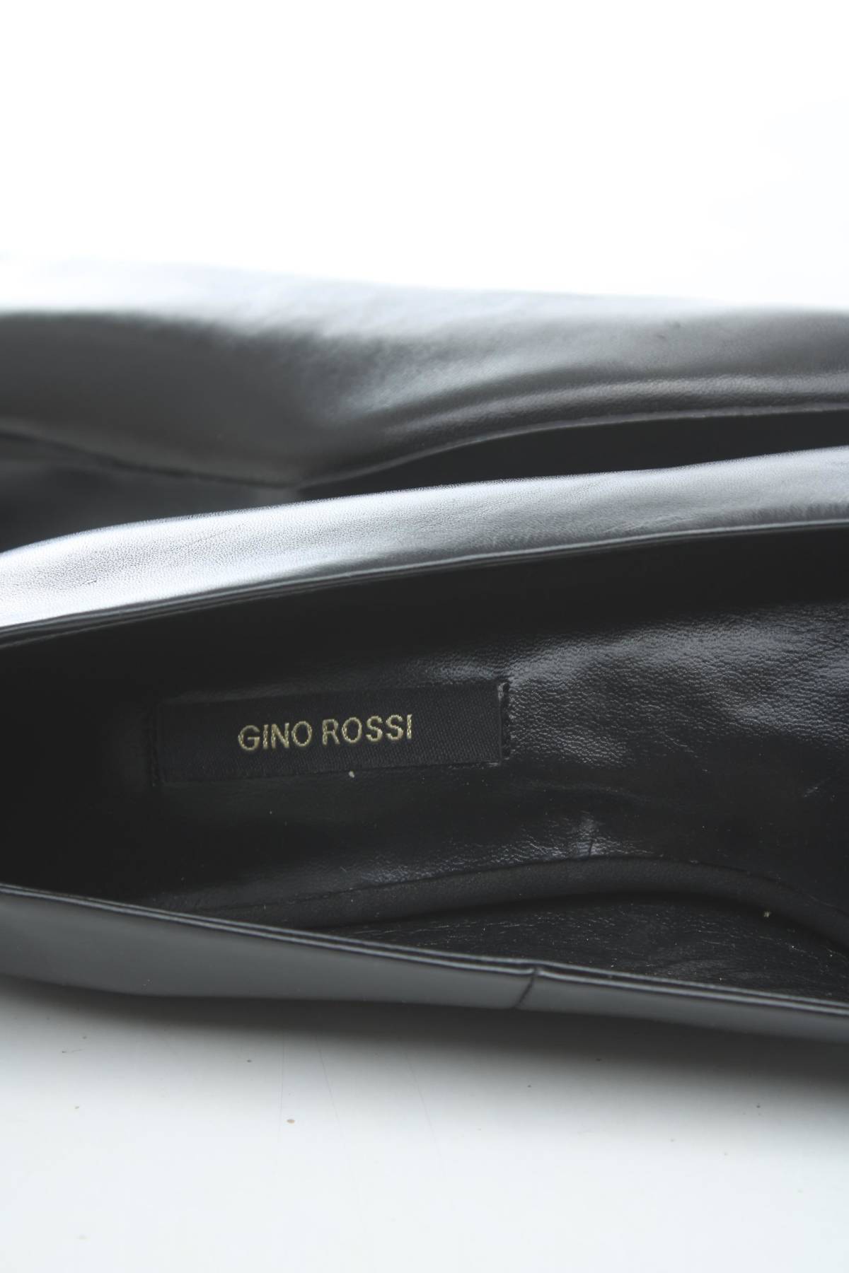 Γυναικεία παπούτσια Gino Rossi5