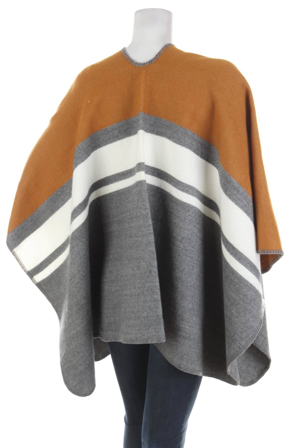 Пончо B. Young2