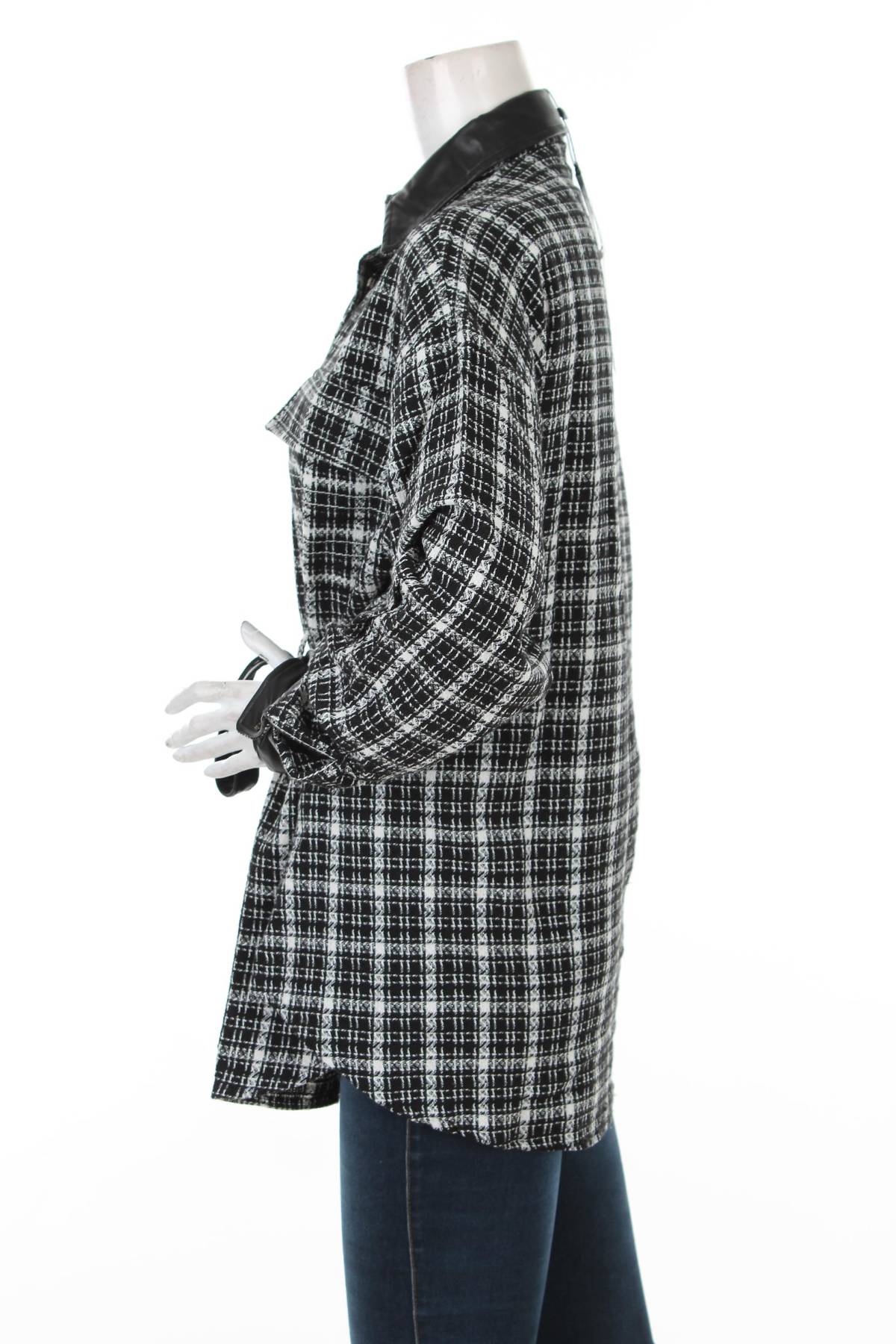 Дамско яке Boohoo3