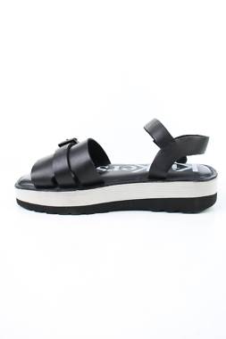 Сандали Kickers2