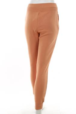 Γυναικείο αθλητικό παντελόνι Nike2