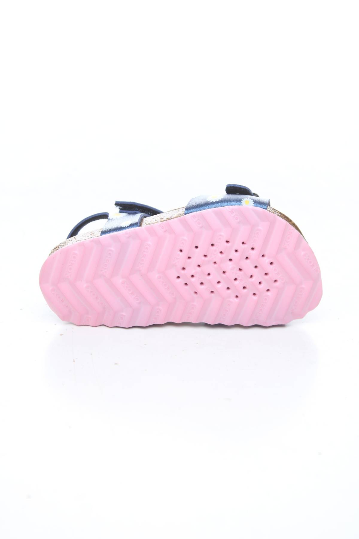 Детски сандали Geox4