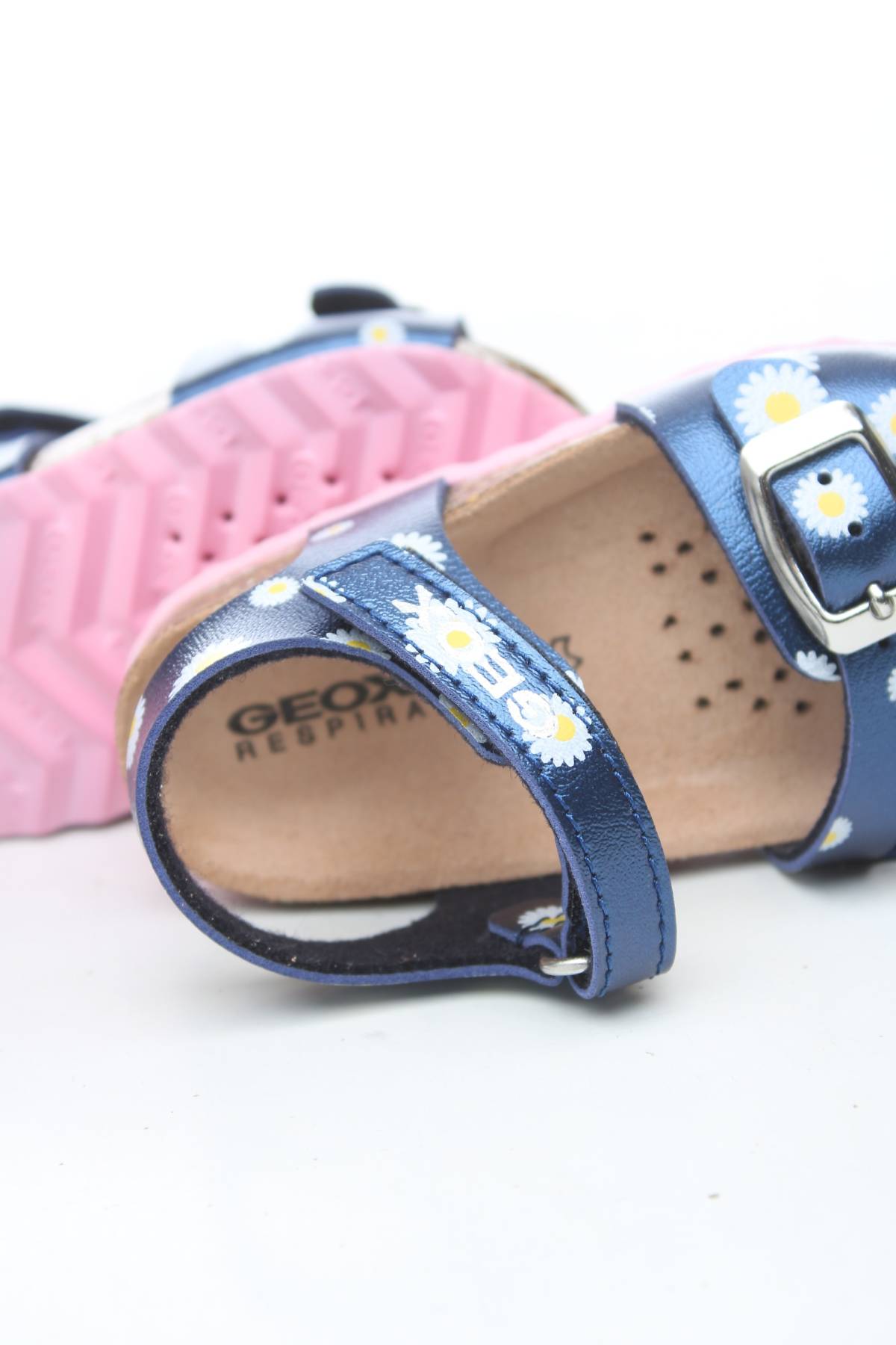 Детски сандали Geox5