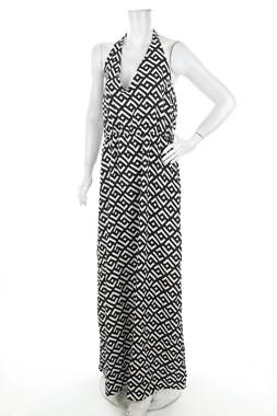 Рокля Boohoo1