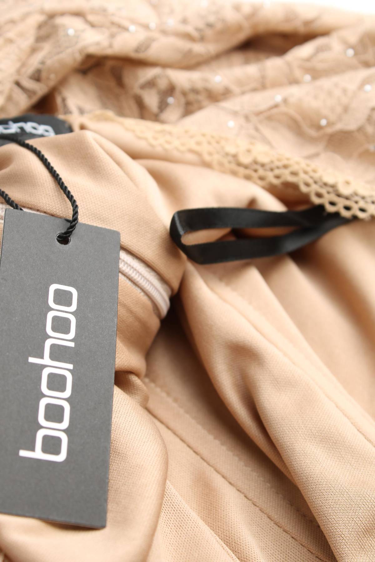 Рокля Boohoo3 - Contour.bg Рокля Boohoo3
