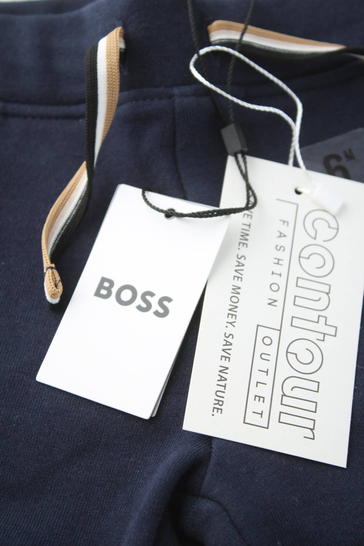 Детски къс панталон BOSS Hugo Boss3 - Contour.bg Детски къс панталон BOSS Hugo Boss3