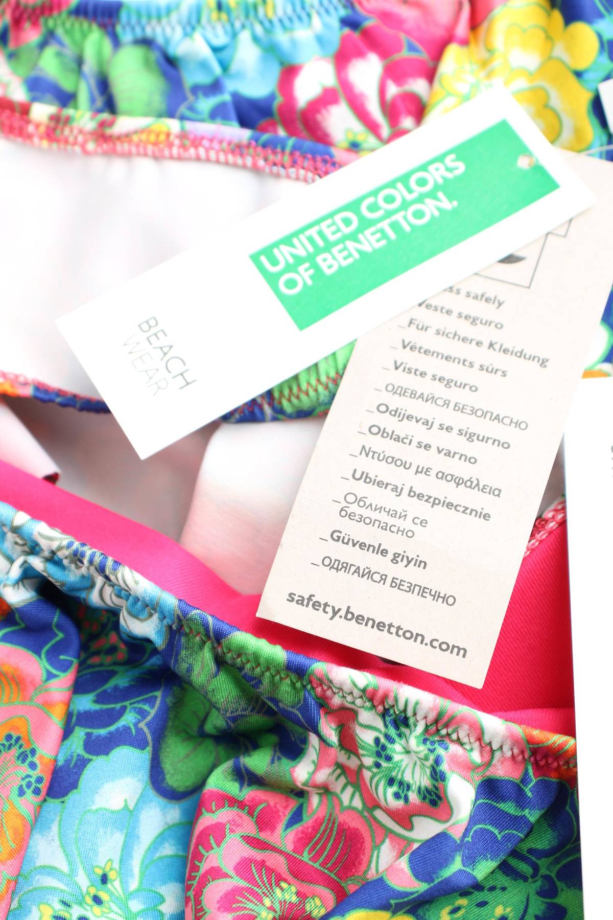 Бански горнище United Colors Of Benetton3 - Contour.bg Бански горнище United Colors Of Benetton3