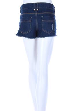 Дамски къси дънки Forever 212 - Contour.bg Дамски къси дънки Forever 212