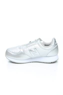 Детски маратонки New Balance2